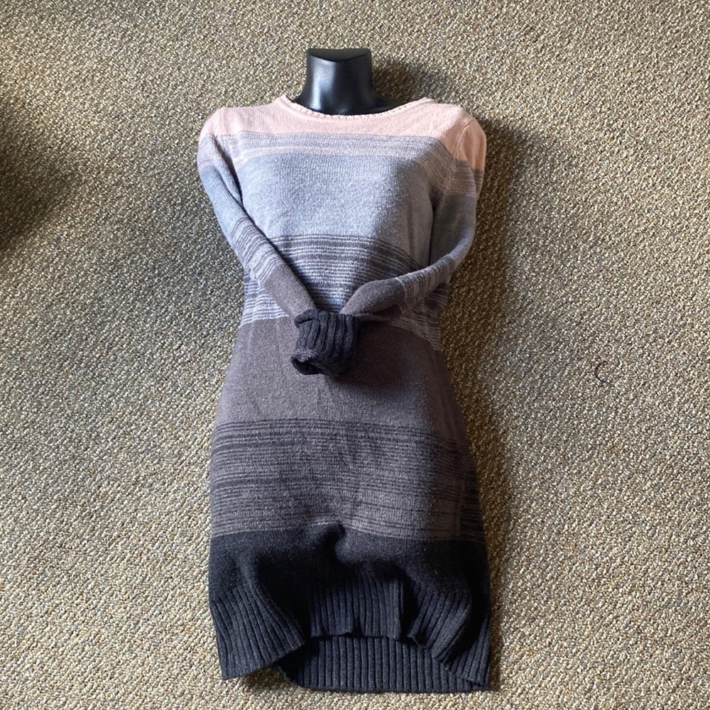 Knit Longsleeve Ombré Mini Dress